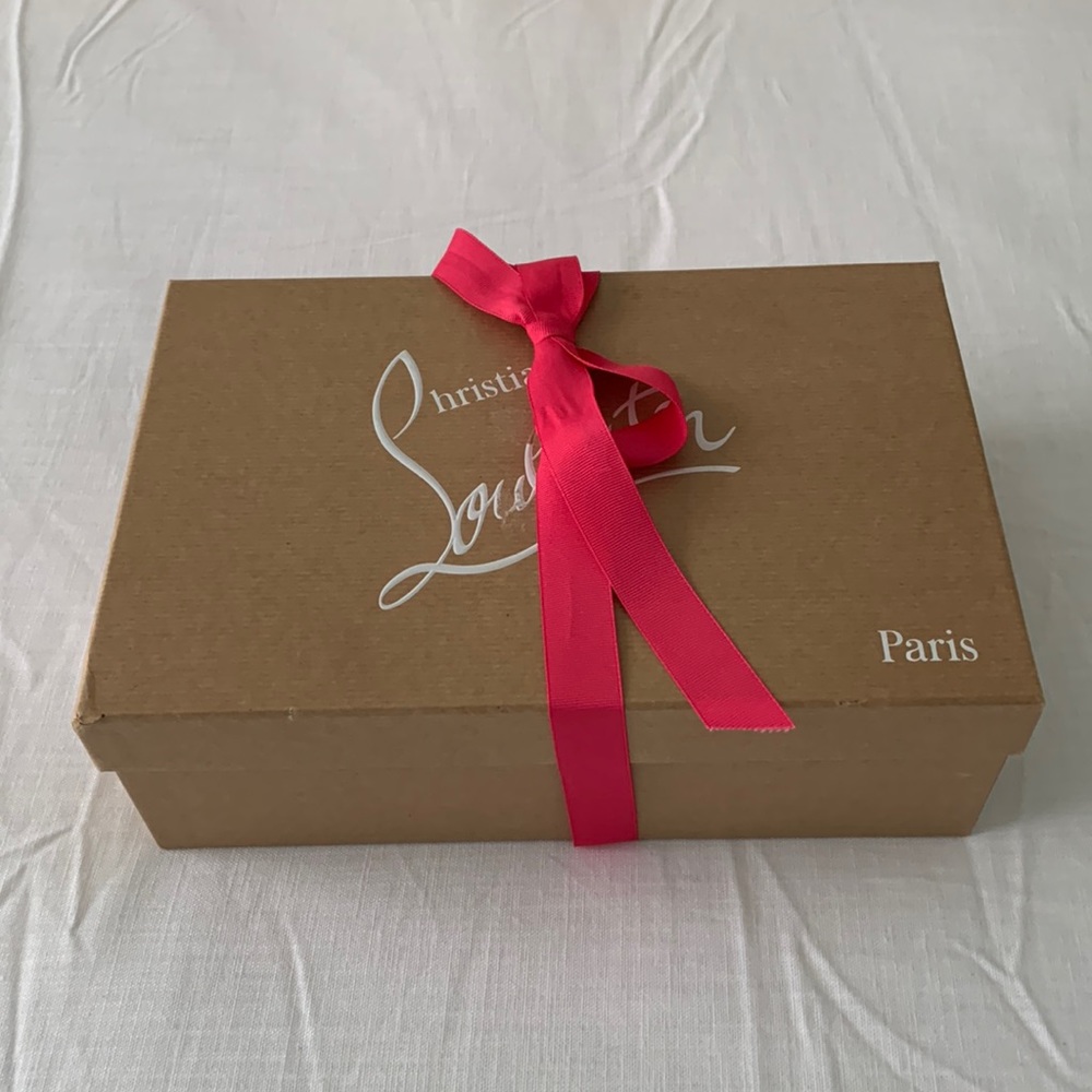 Authentic Christian Louboutin Alta Spina 85-Silver